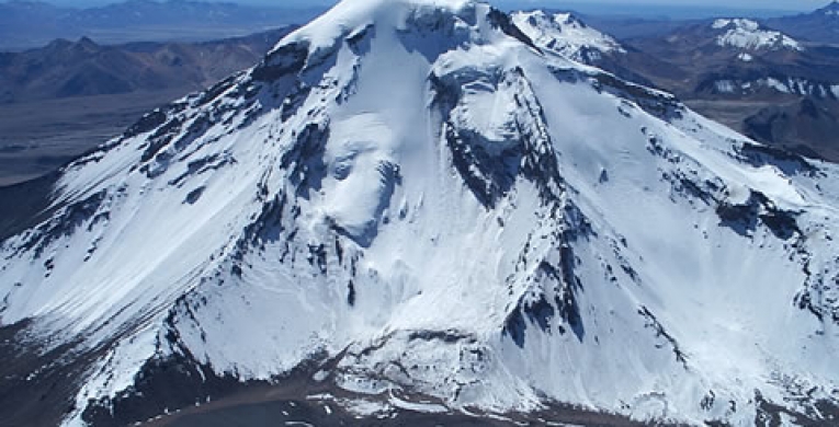 Ascent Pomerape volcano